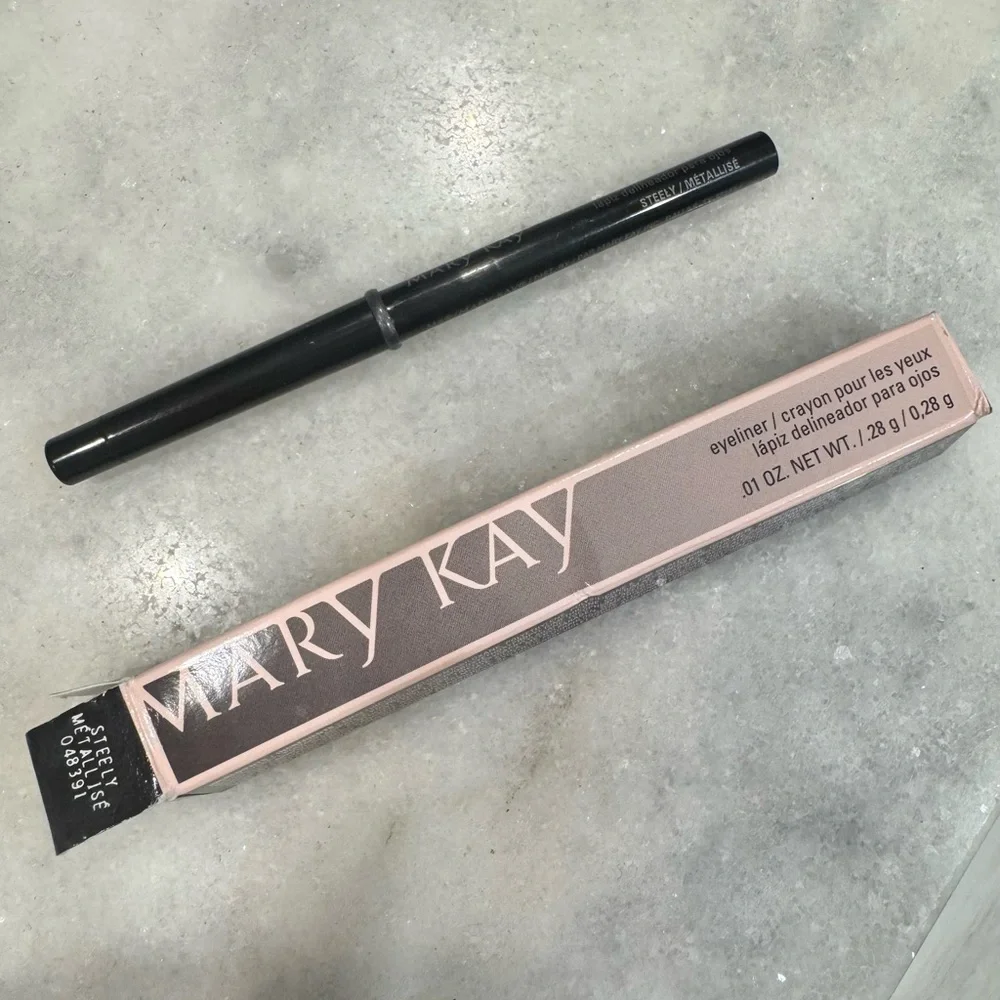 DISCONTINUED Mary Kay STEELY Eye liner, NEW IN BOX